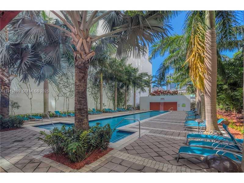 133 NE 2nd Ave # 1519