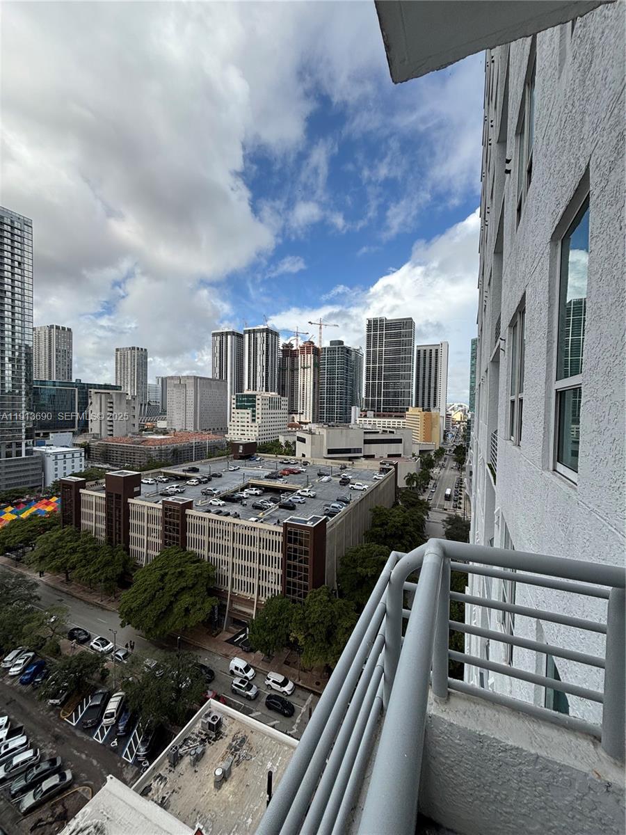 133 NE 2nd Ave # 1519