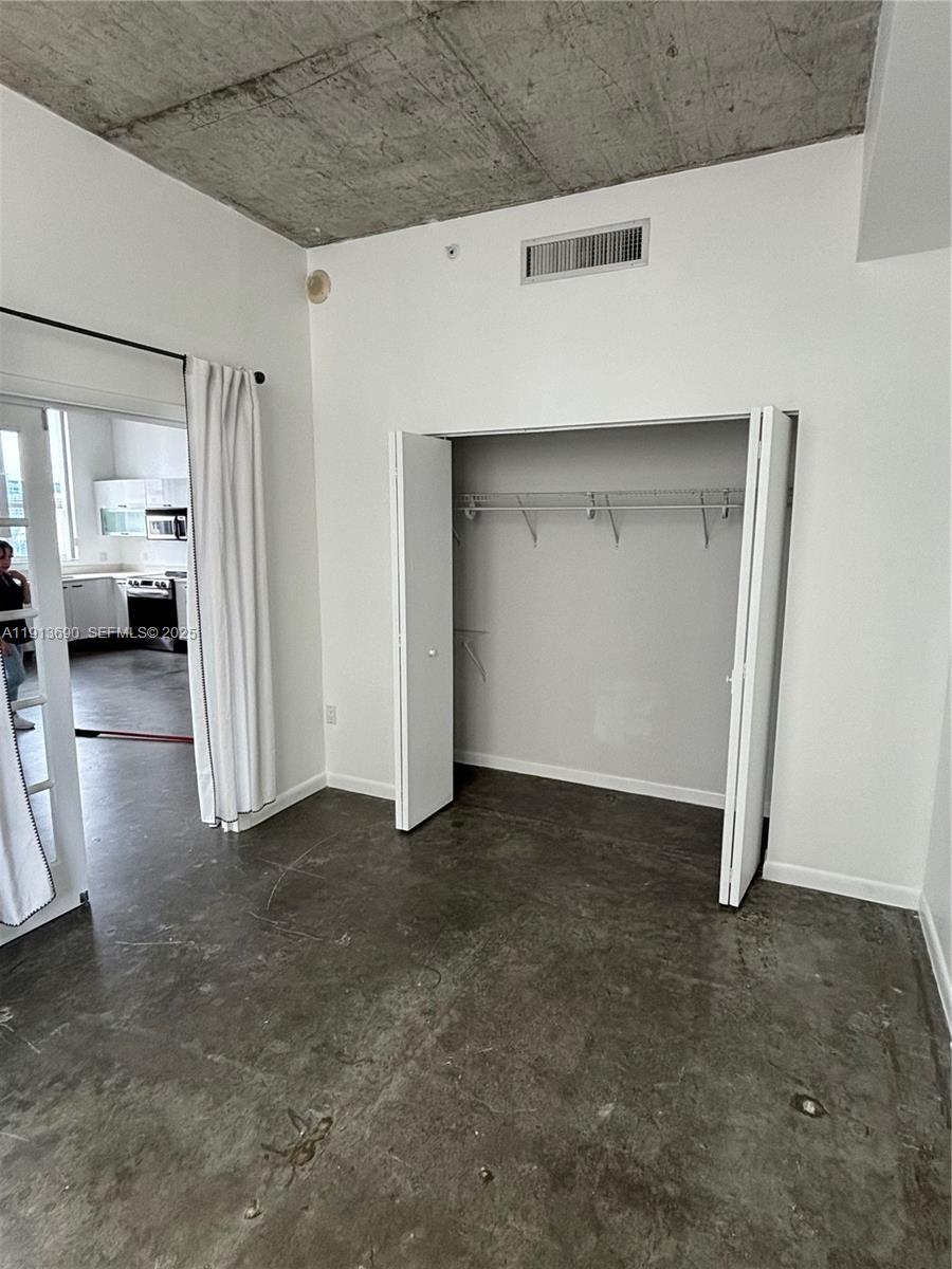 133 NE 2nd Ave # 1519