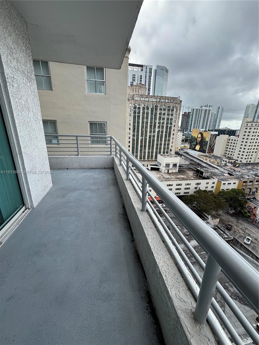 133 NE 2nd Ave # 1519