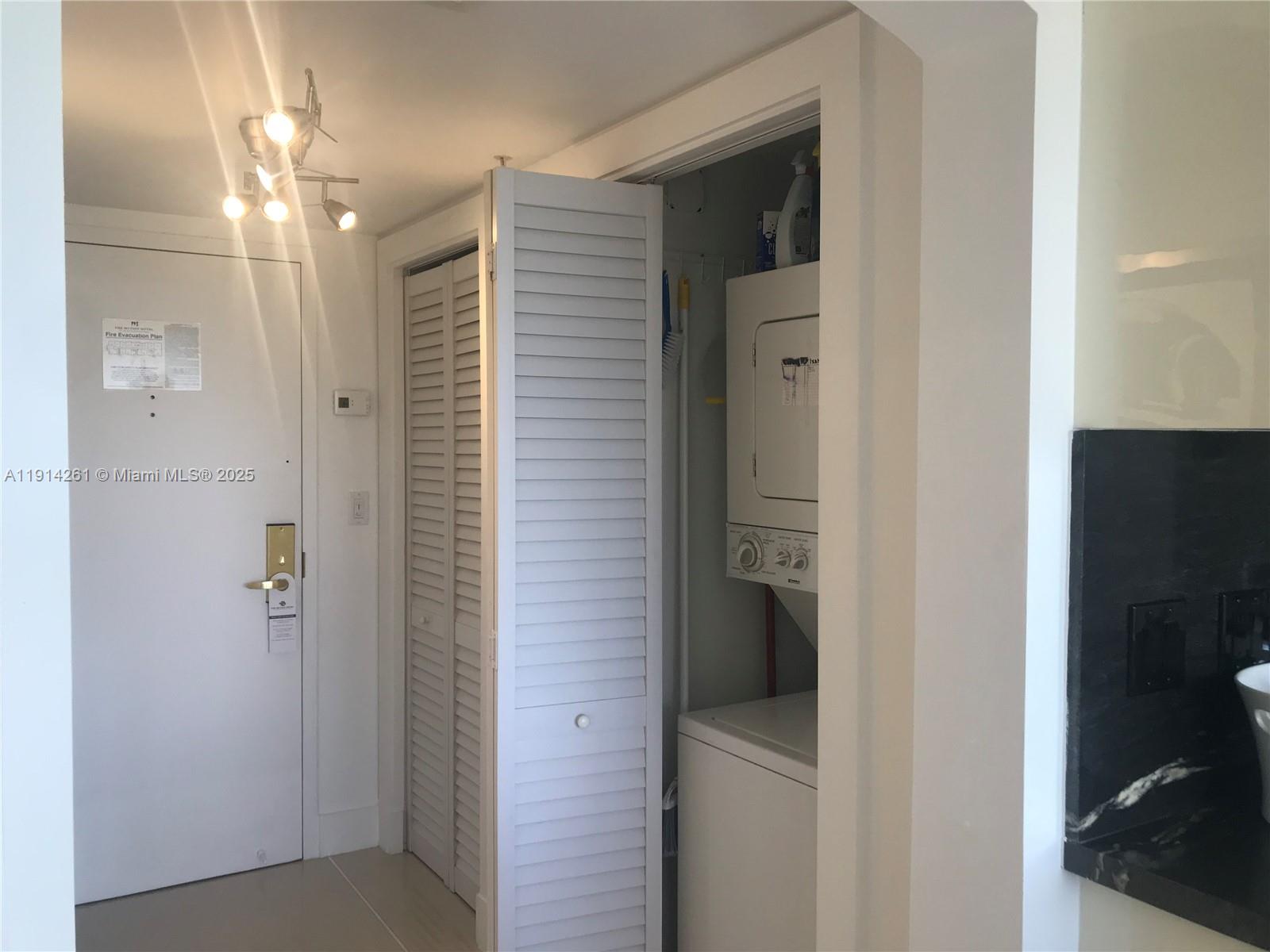 2951 S Bayshore Dr # 904