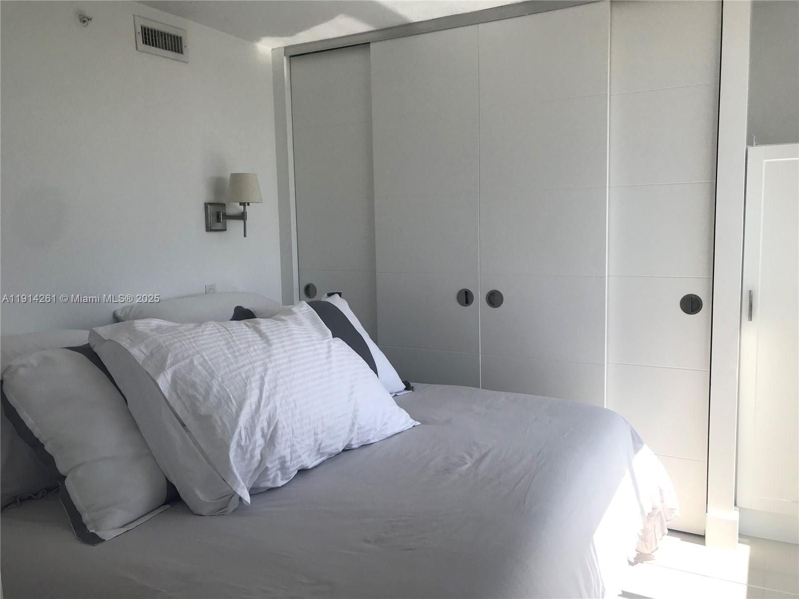 2951 S Bayshore Dr # 904