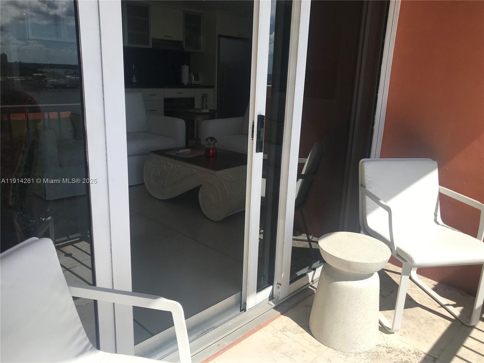 2951 S Bayshore Dr # 904