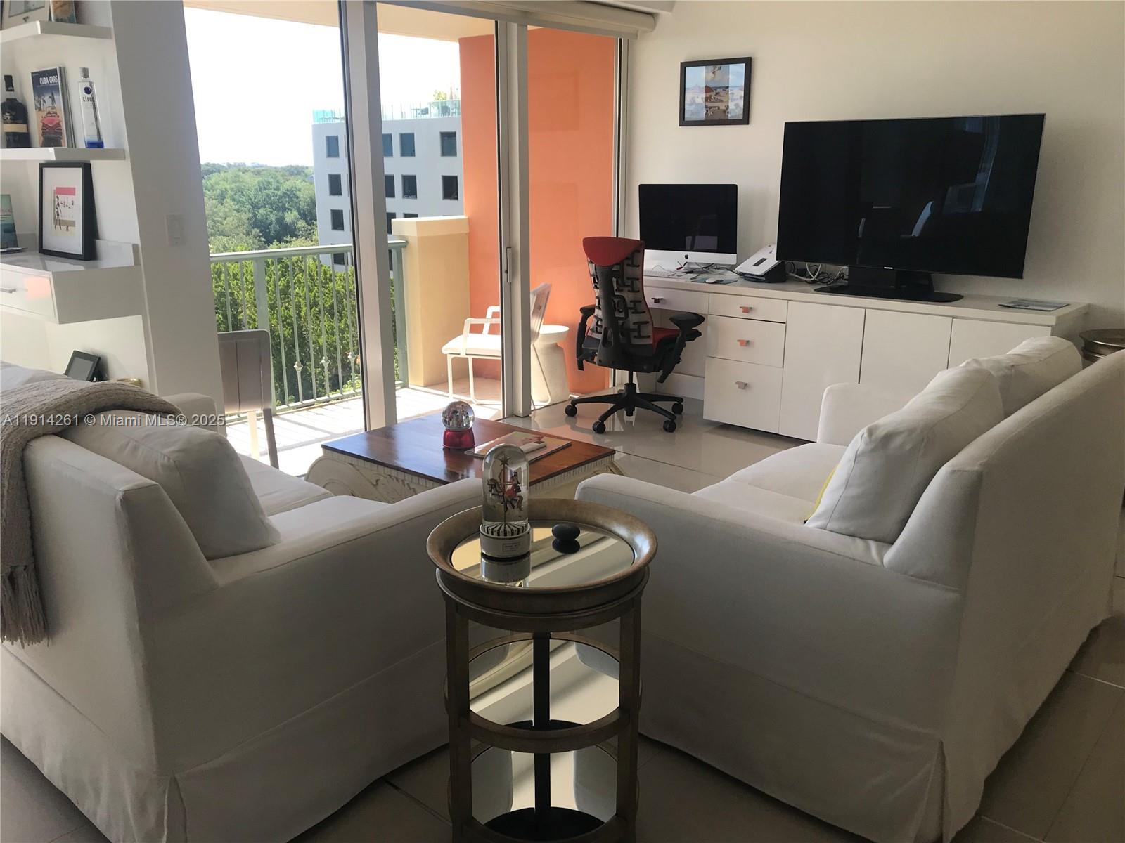 2951 S Bayshore Dr # 904