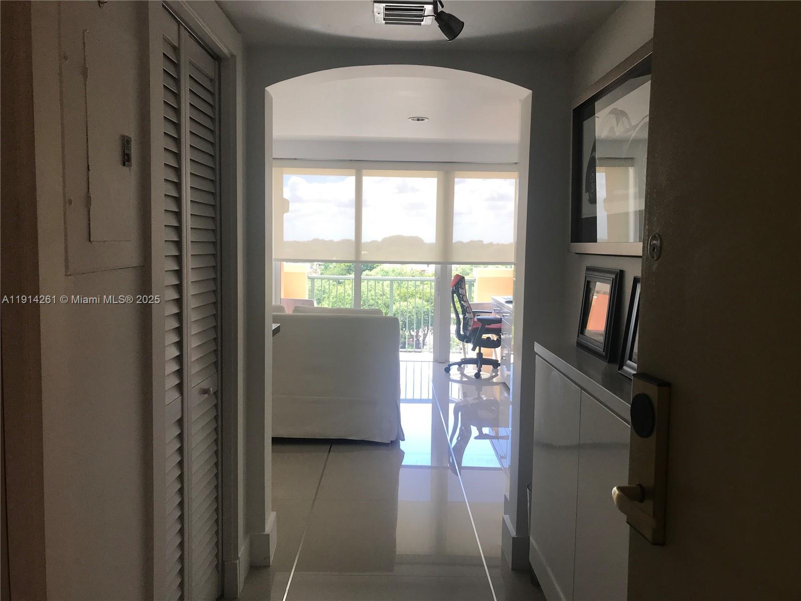 2951 S Bayshore Dr # 904