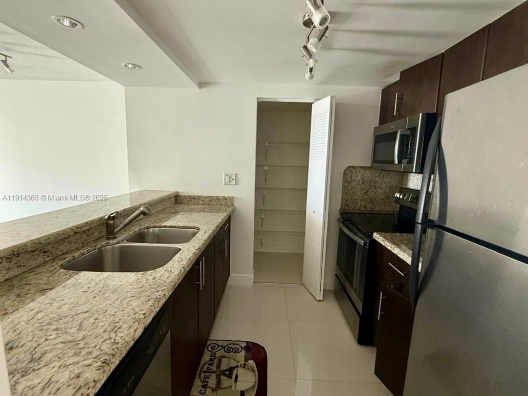 850 N Miami Ave Unit: W-2105