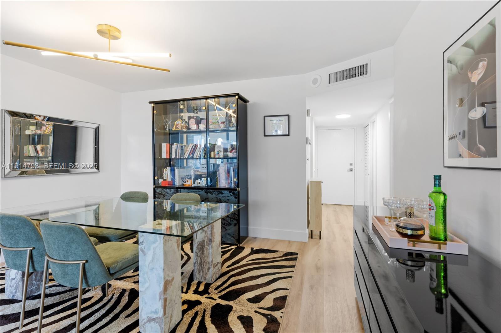 2801 NE 183rd St # 108W