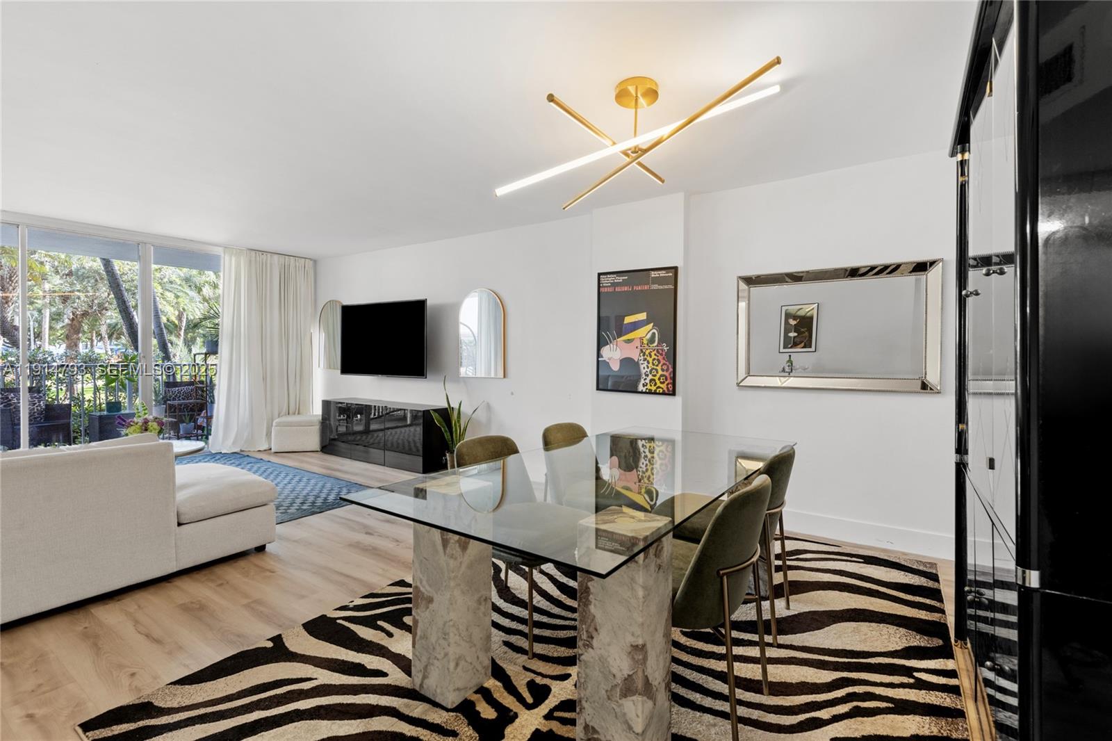 2801 NE 183rd St # 108W