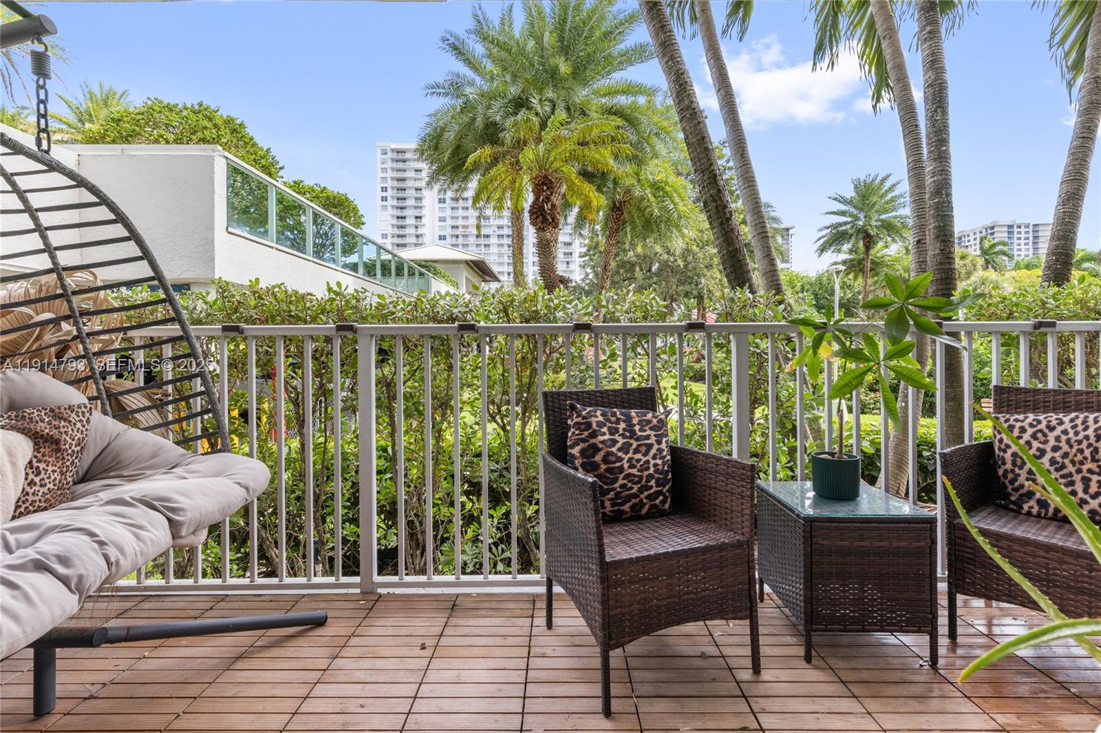 2801 NE 183rd St # 108W