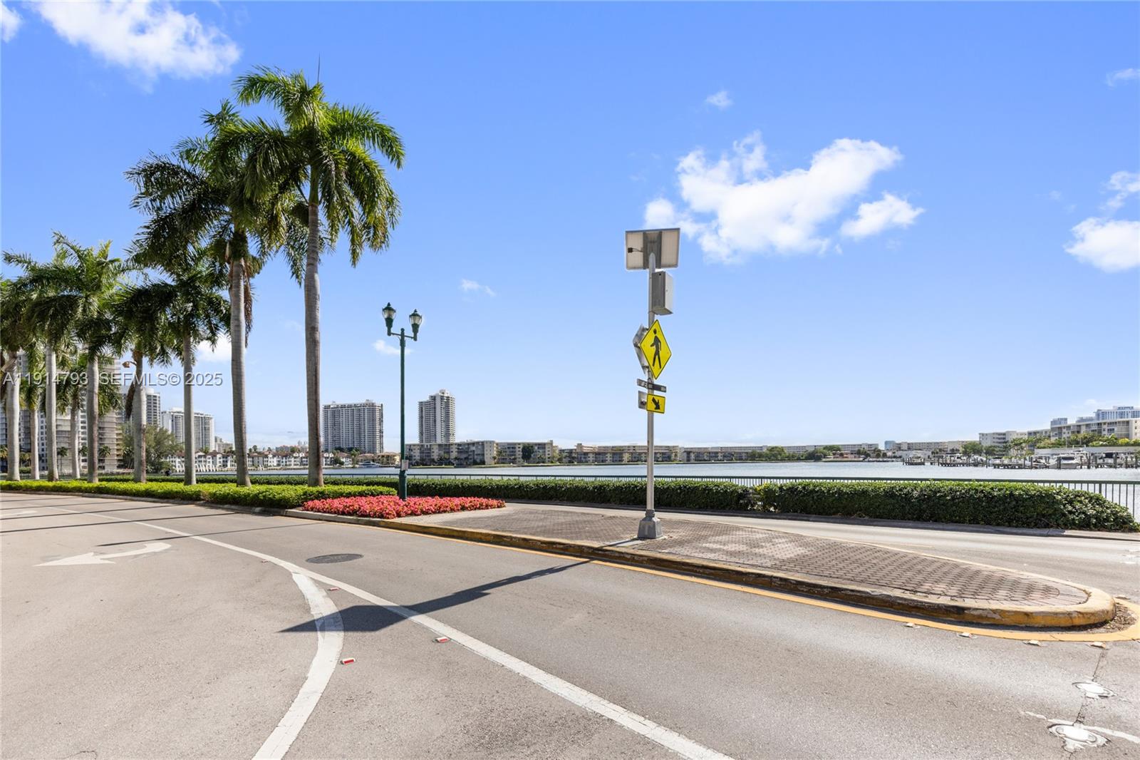 2801 NE 183rd St # 108W