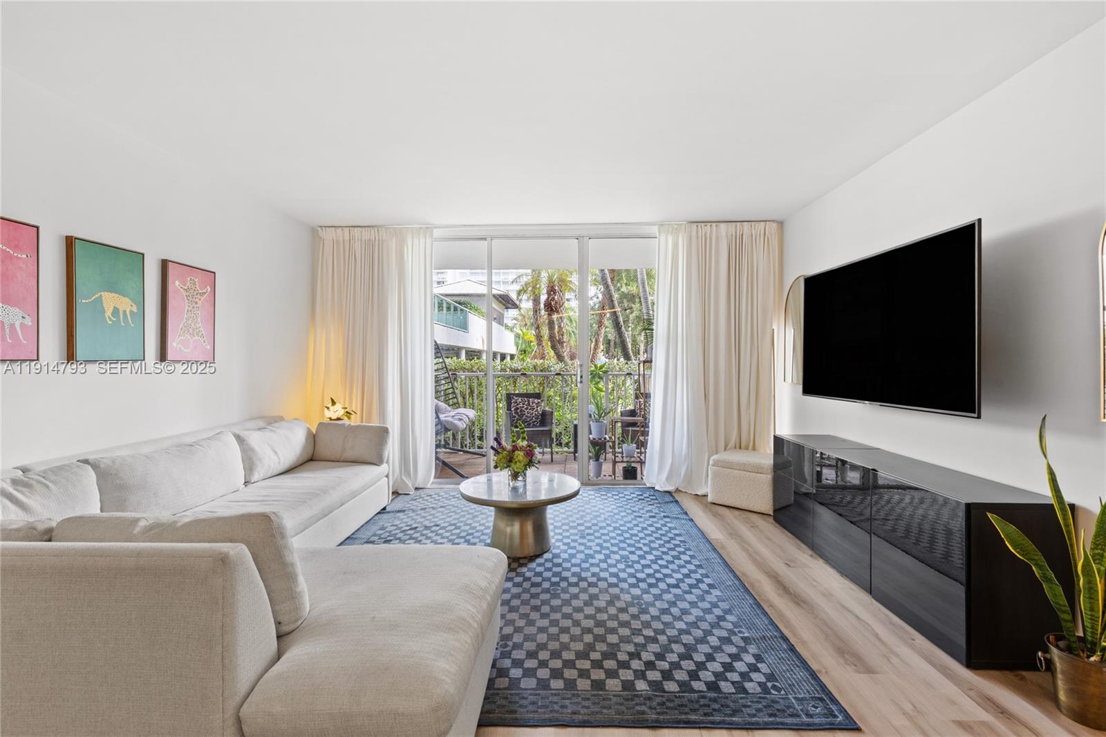 2801 NE 183rd St # 108W