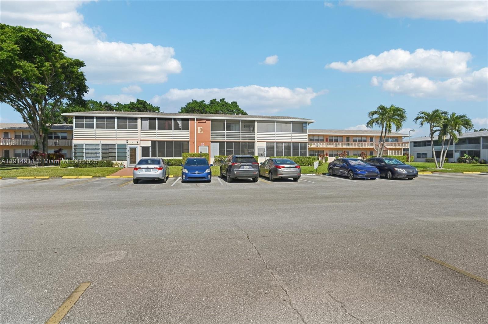 126 Canterbury E # 126