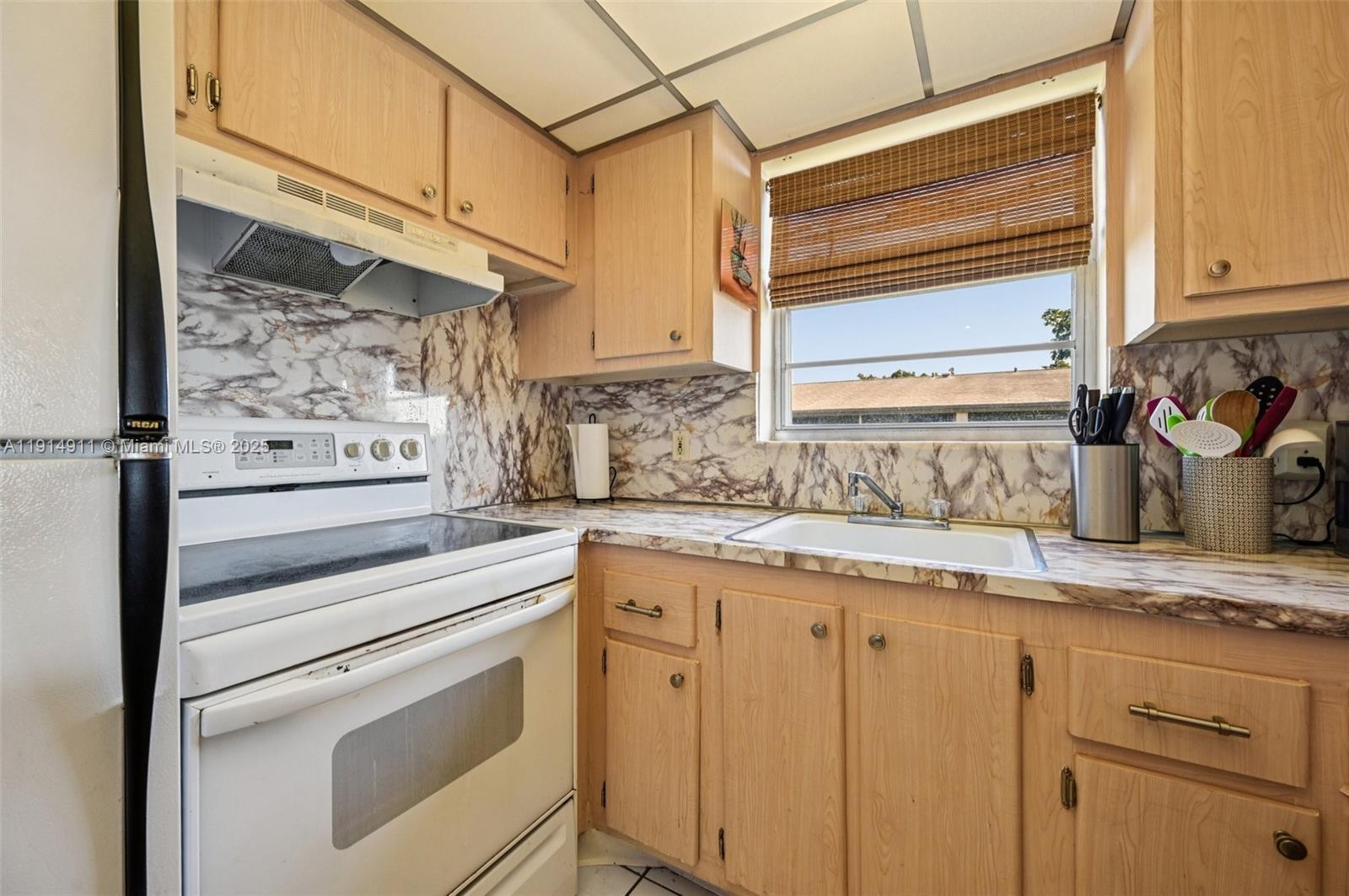 126 Canterbury E # 126