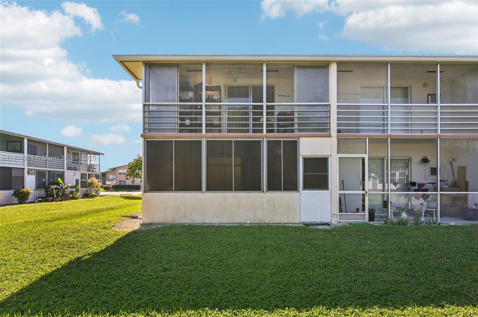 126 Canterbury E # 126