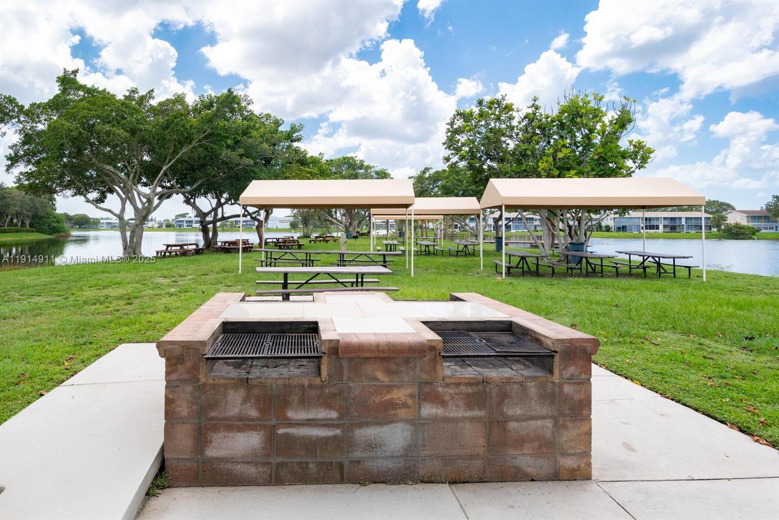 126 Canterbury E # 126