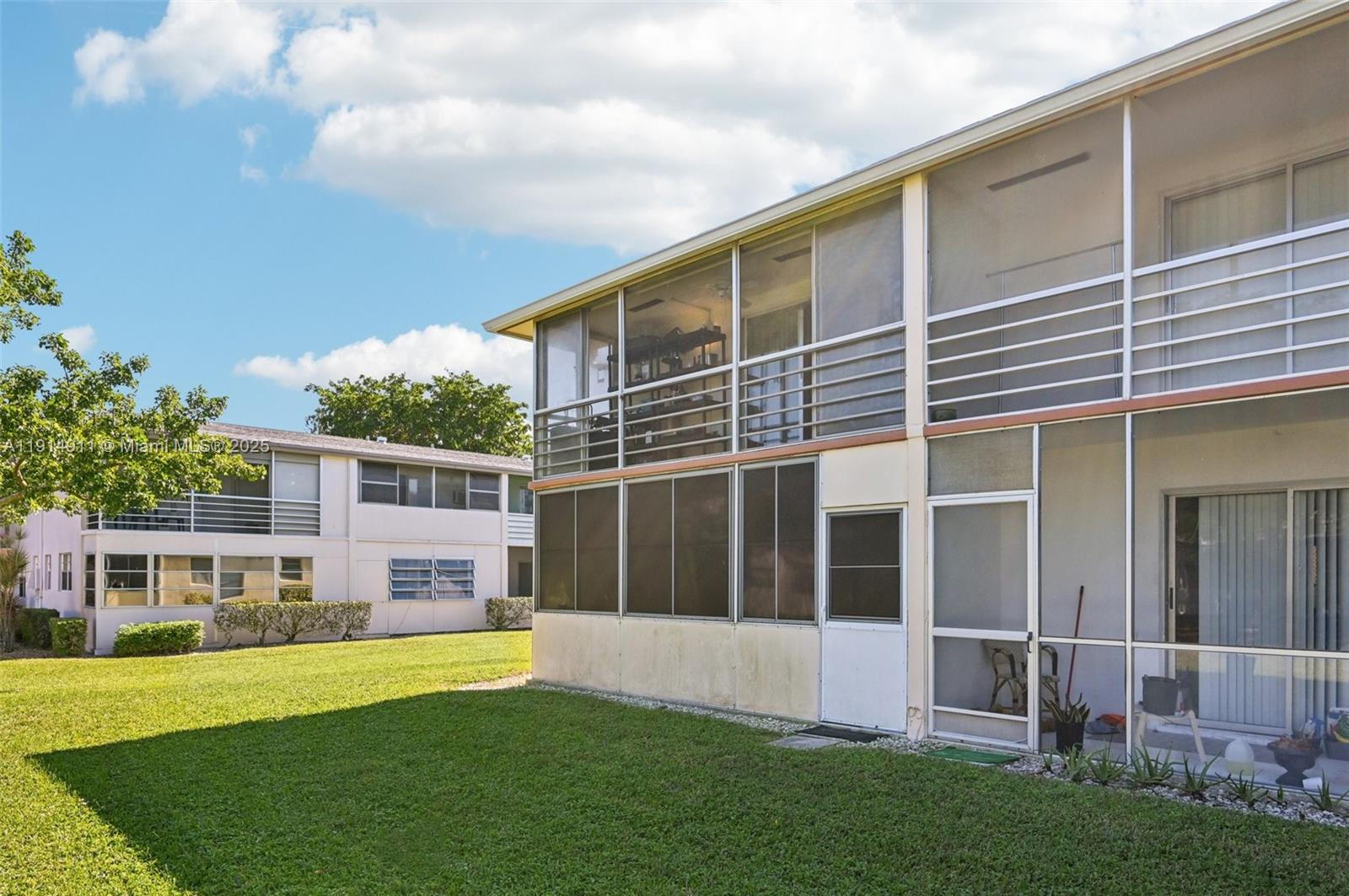 126 Canterbury E # 126