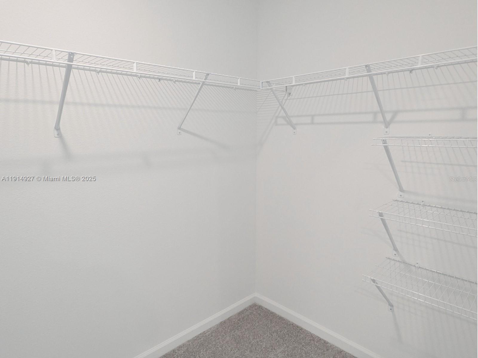 2175 CHRIS DRIVE Unit: .