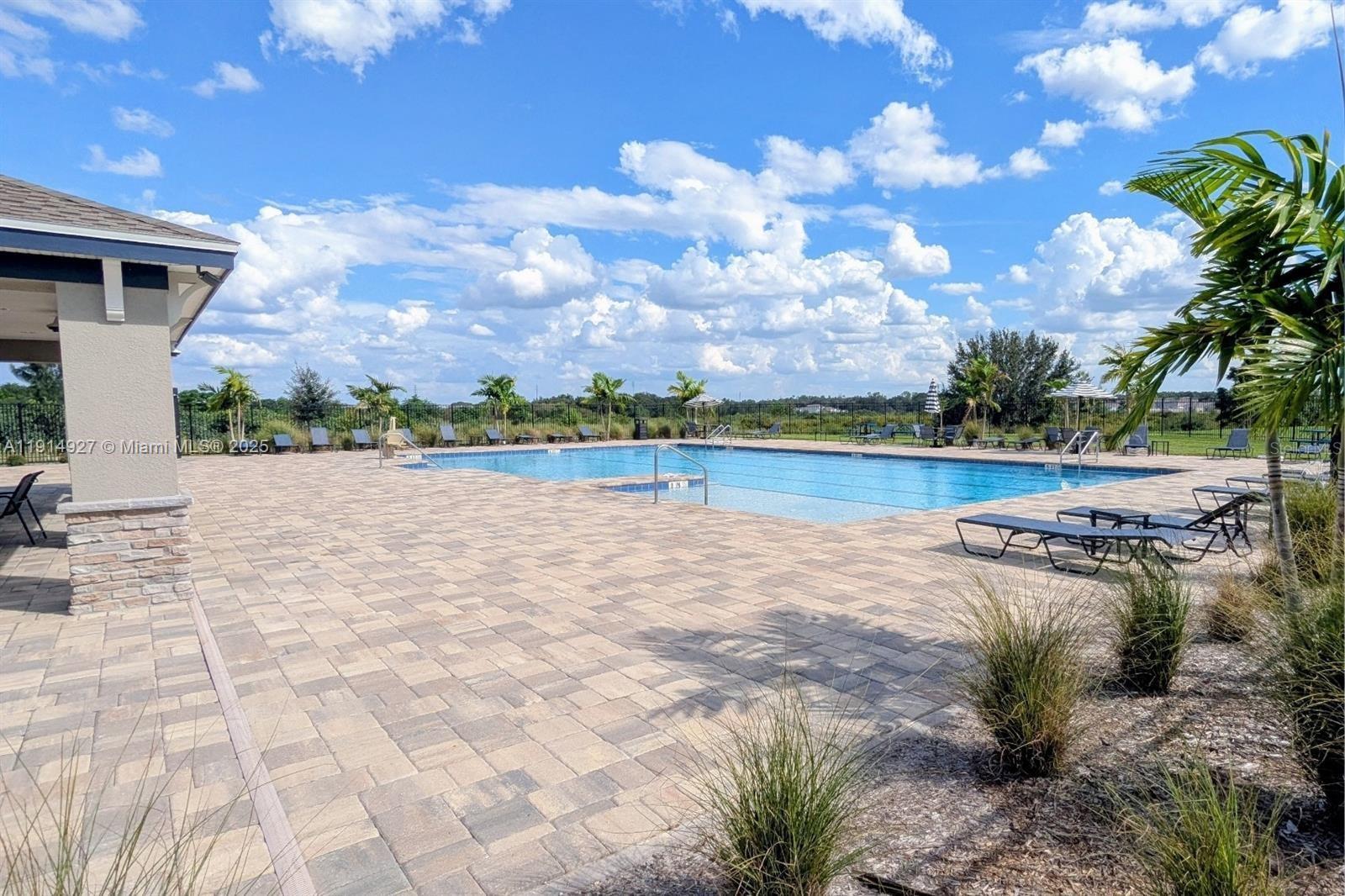 2175 CHRIS DRIVE Unit: .