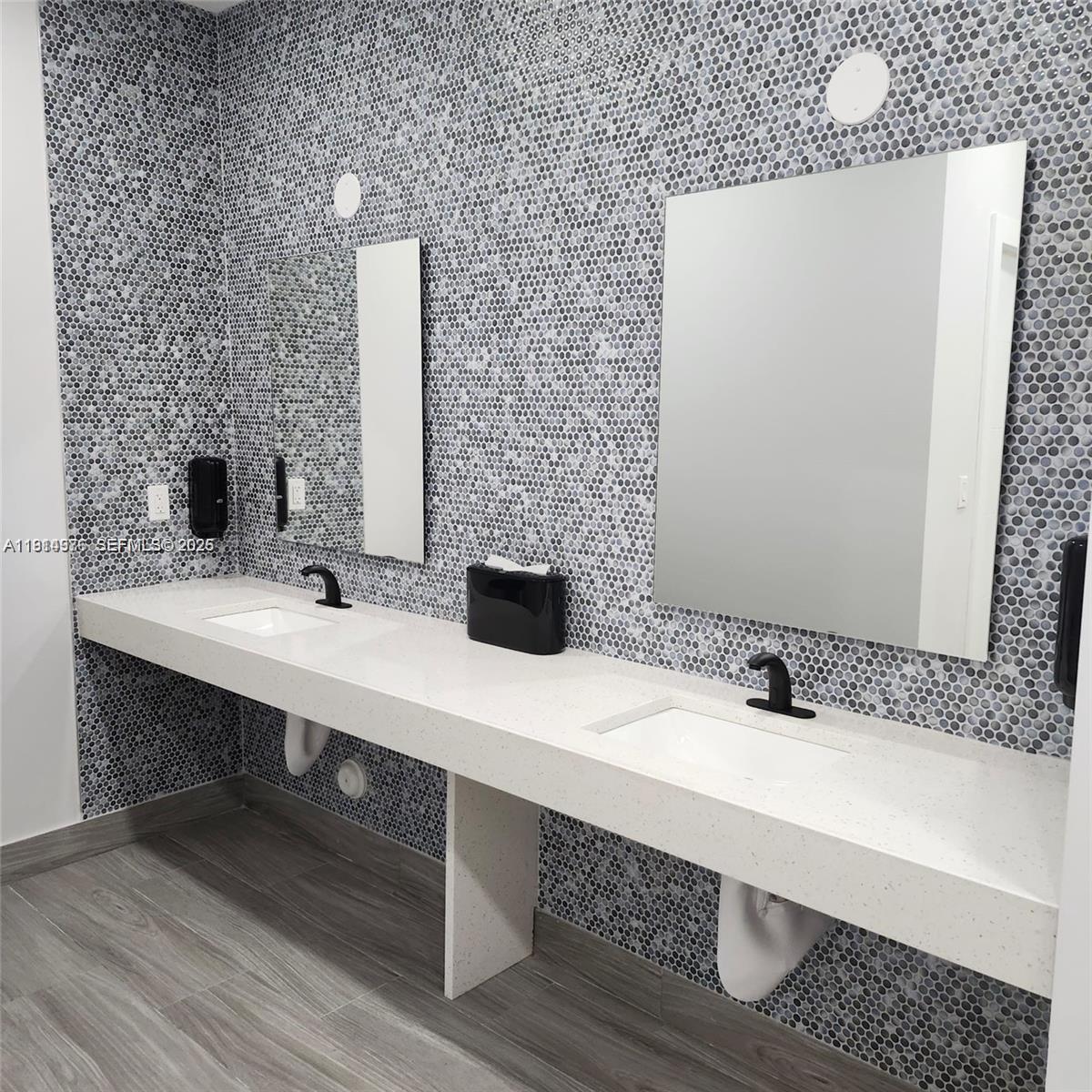 17021 N Bay Rd # 803