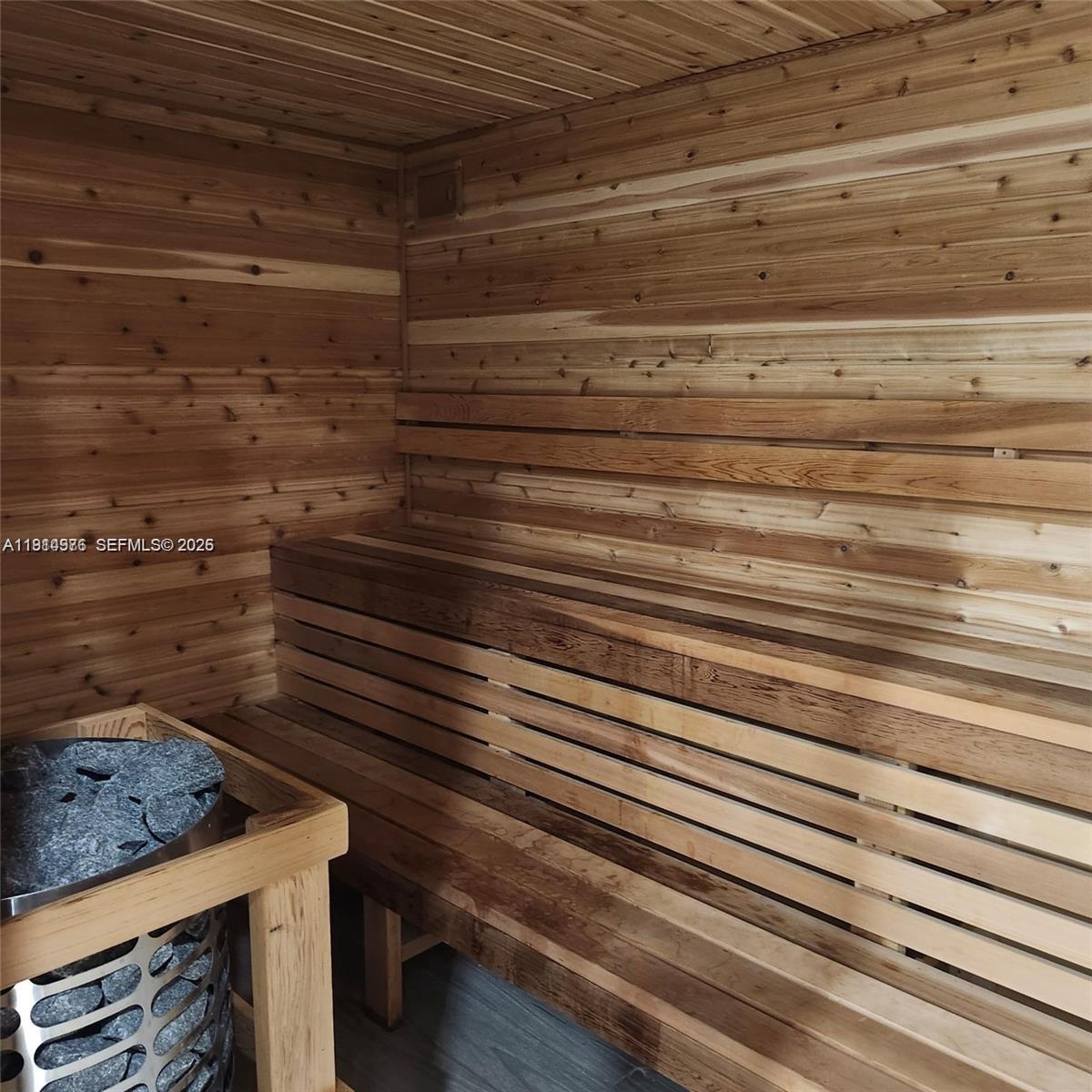 17021 N Bay Rd # 803