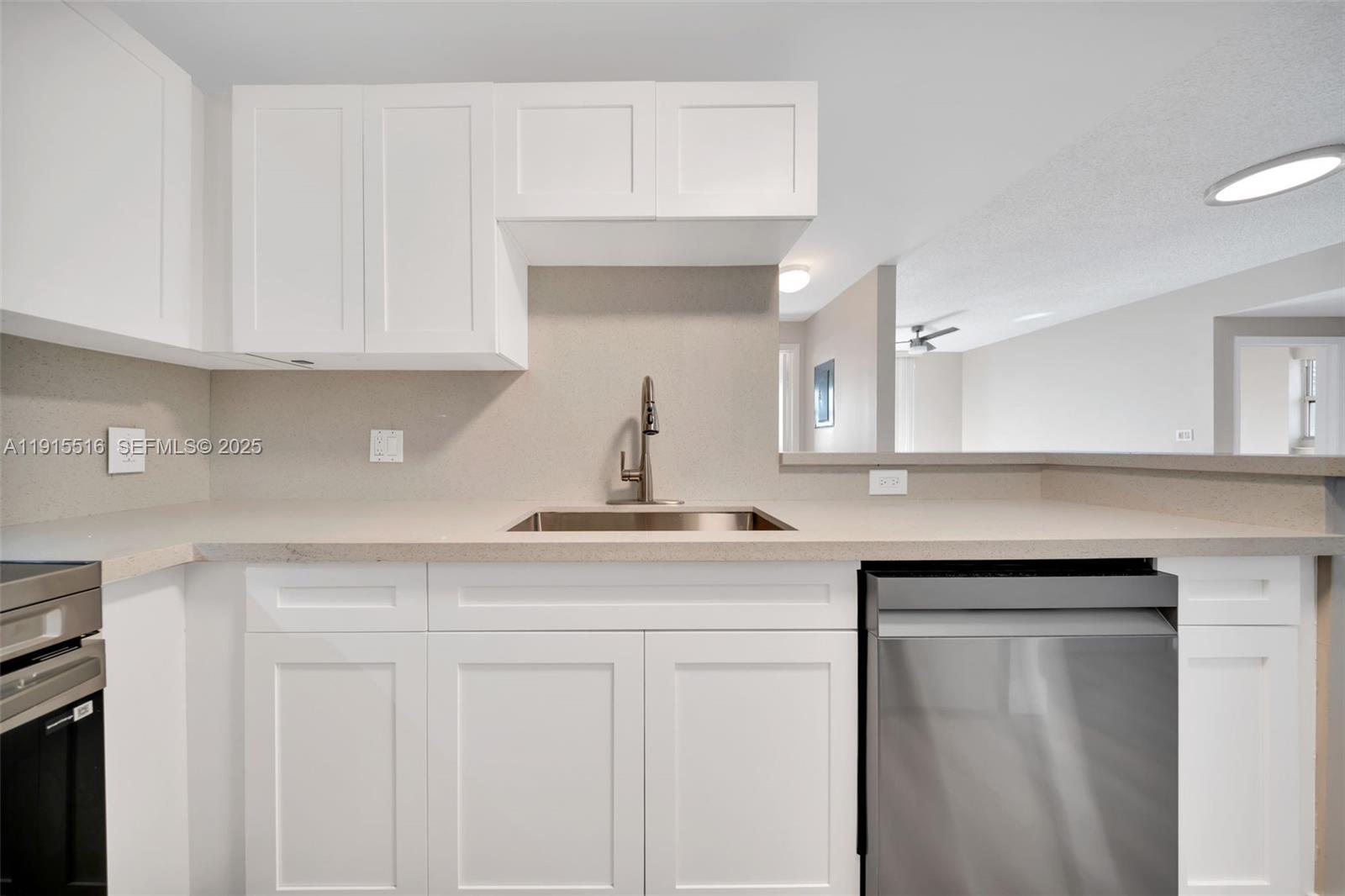 185 SE 14th Ter # 2008