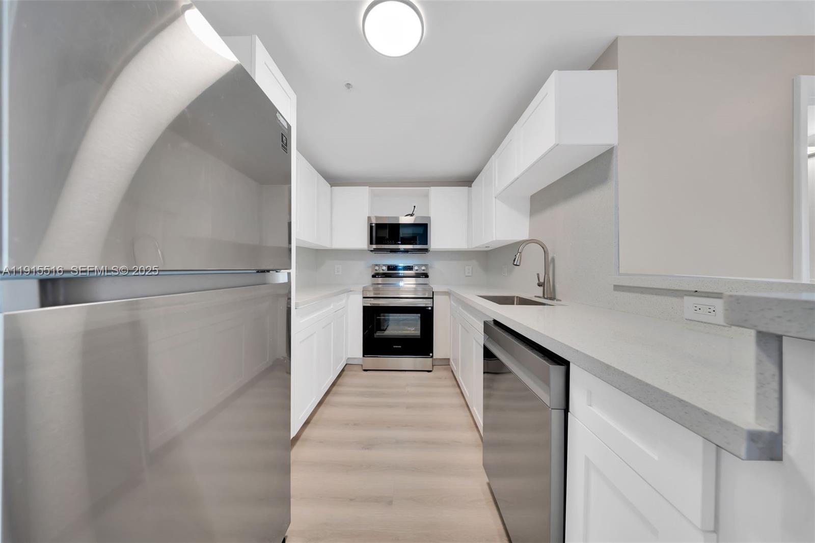 185 SE 14th Ter # 2008