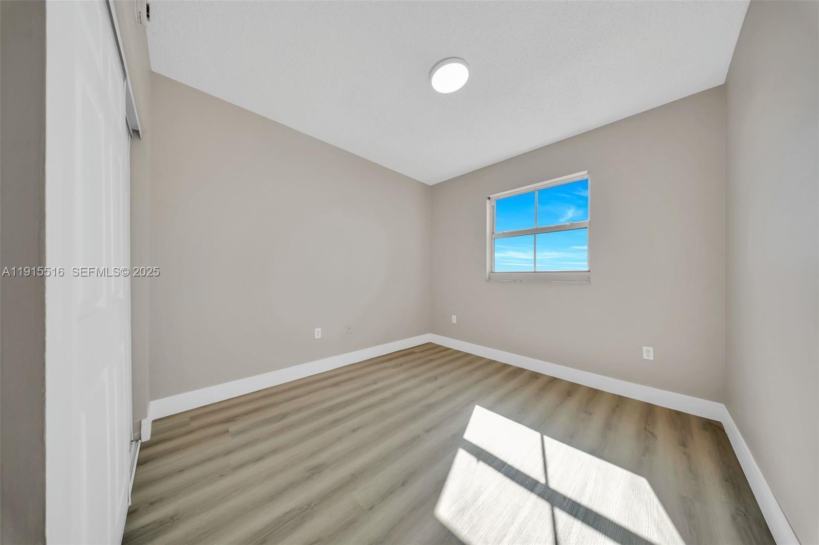 185 SE 14th Ter # 2008