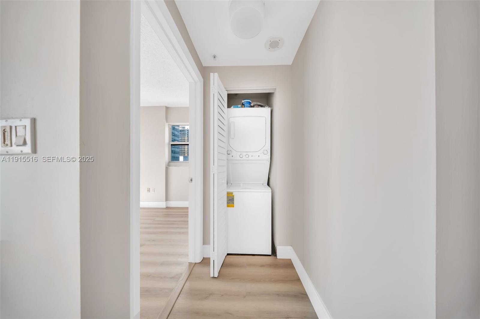 185 SE 14th Ter # 2008