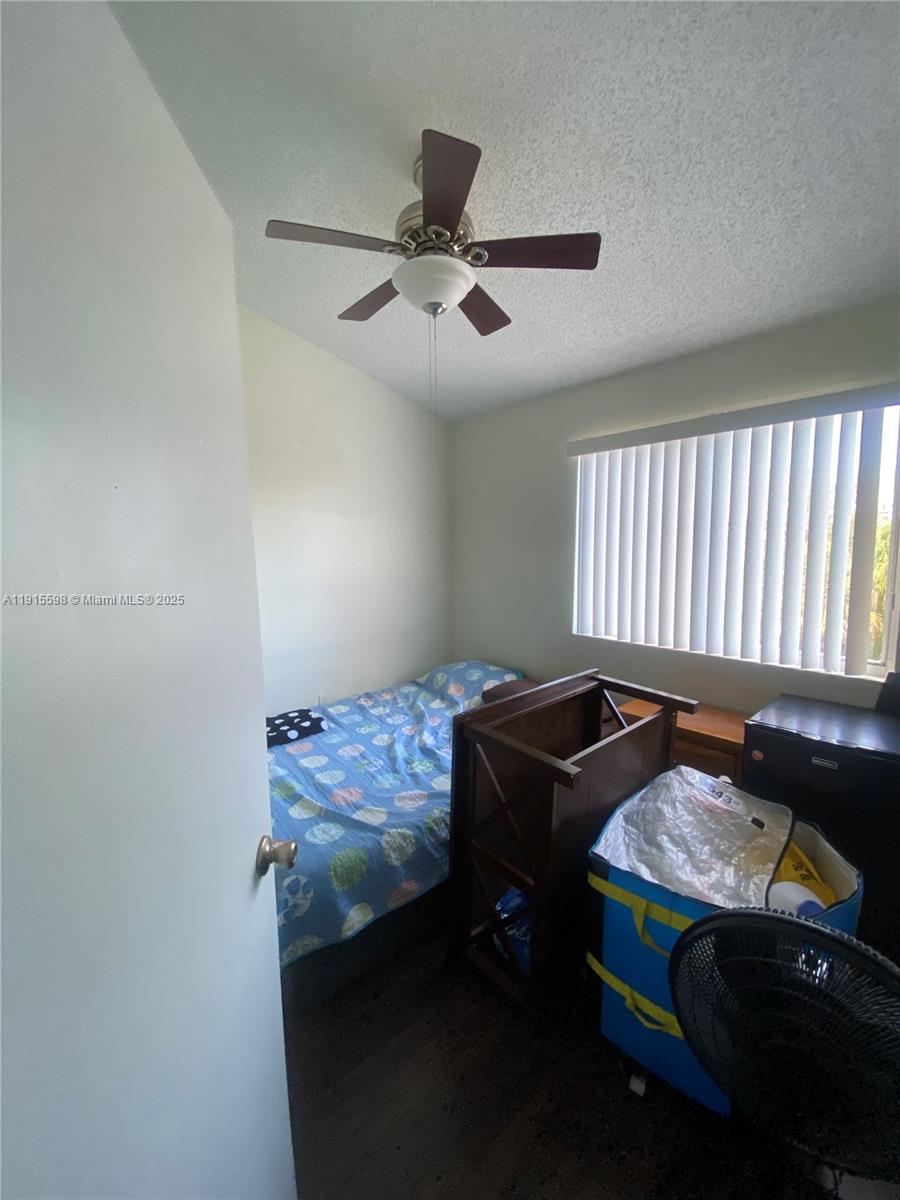 6245 Kendale Lakes Cir # 209