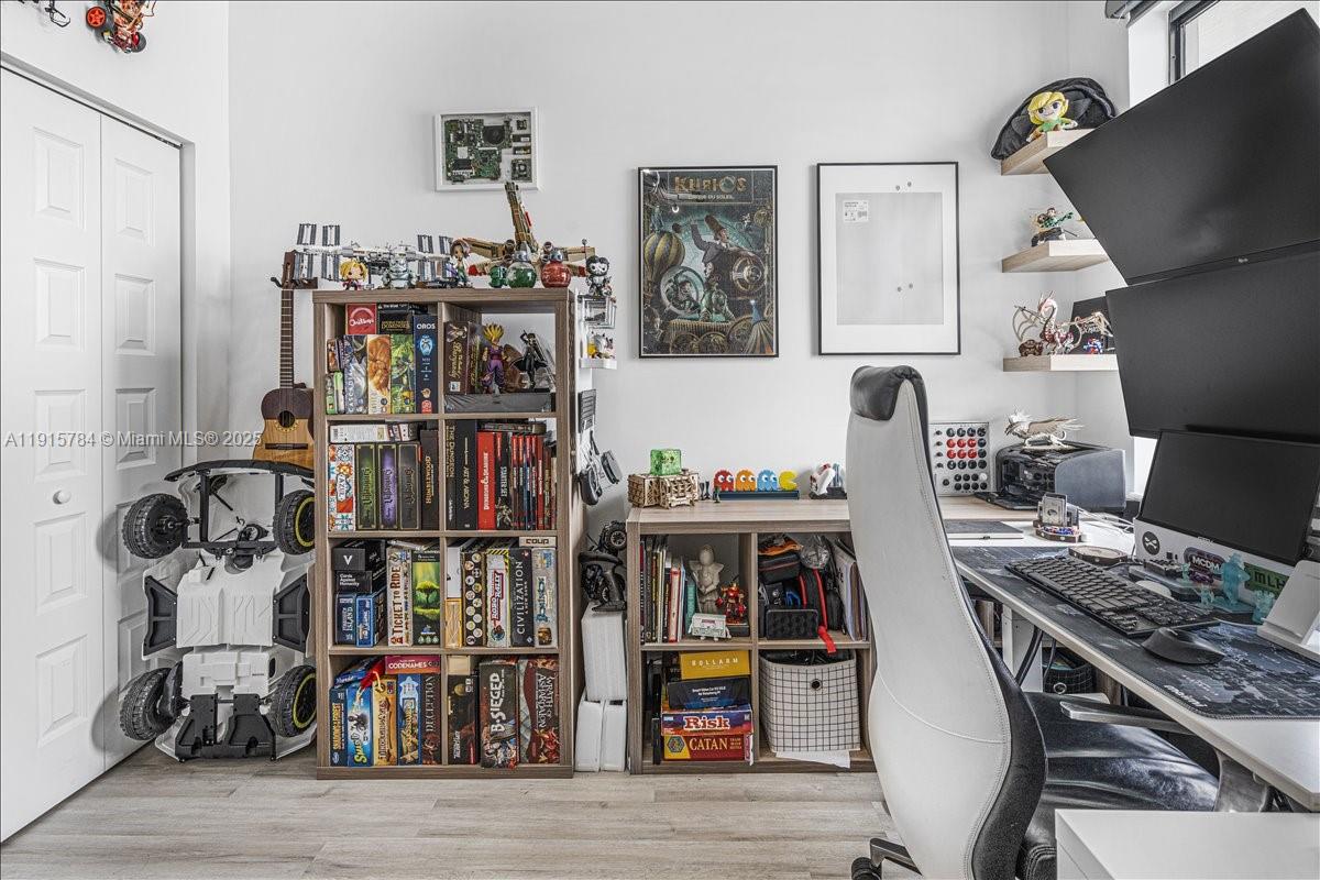 8301 NW 41st St # 309 Unit: B-309