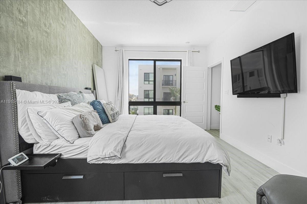 8301 NW 41st St # 309 Unit: B-309