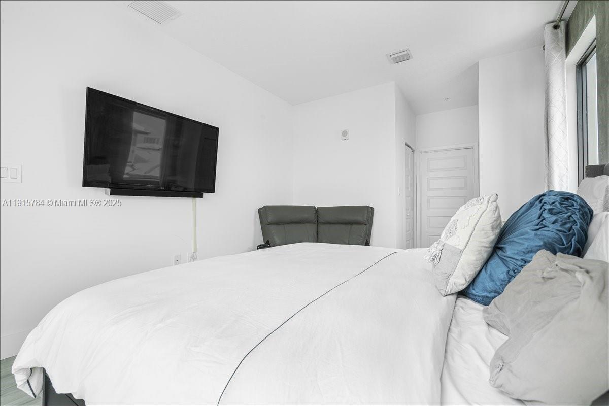 8301 NW 41st St # 309 Unit: B-309