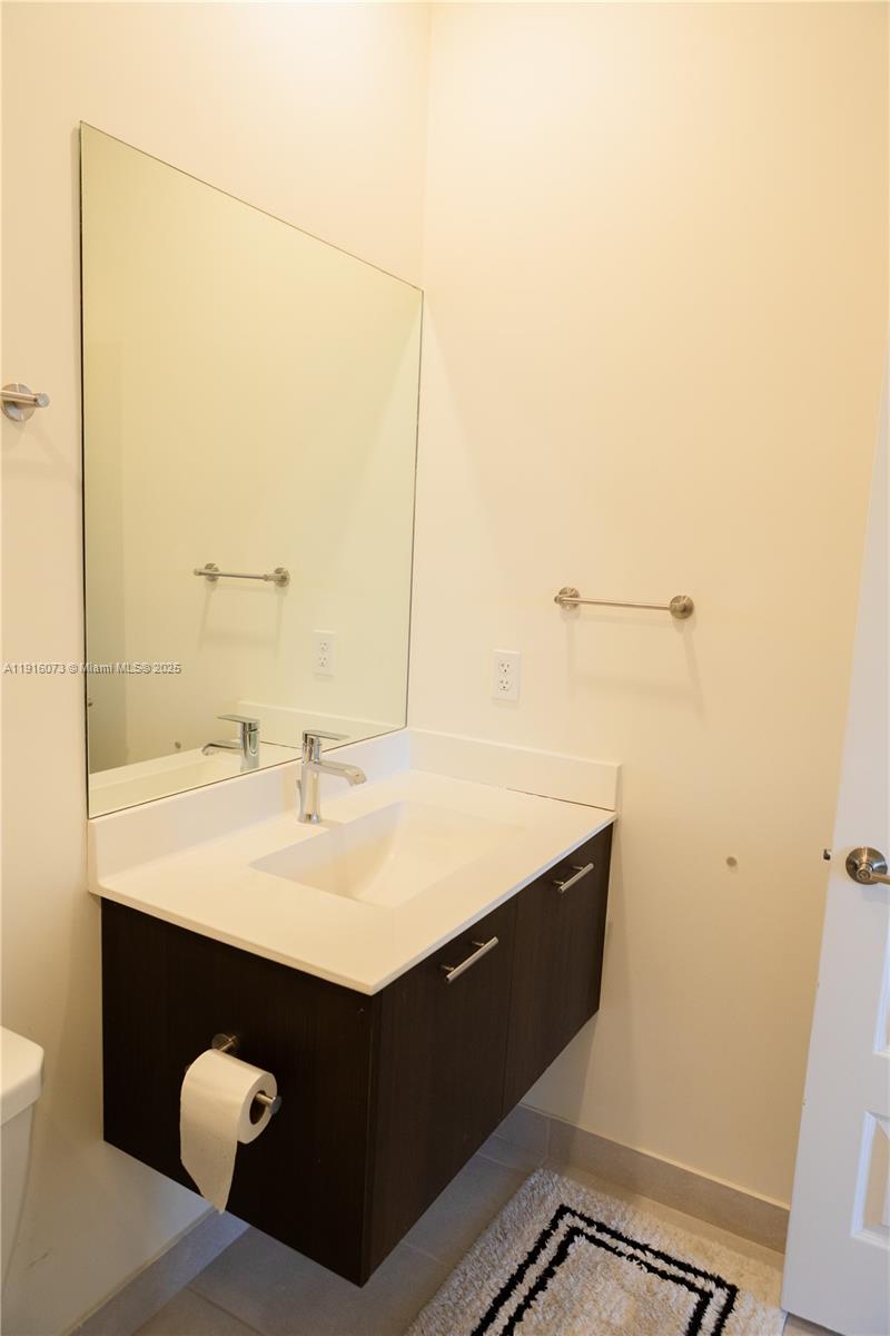 8039 NW 104th Ave # 33