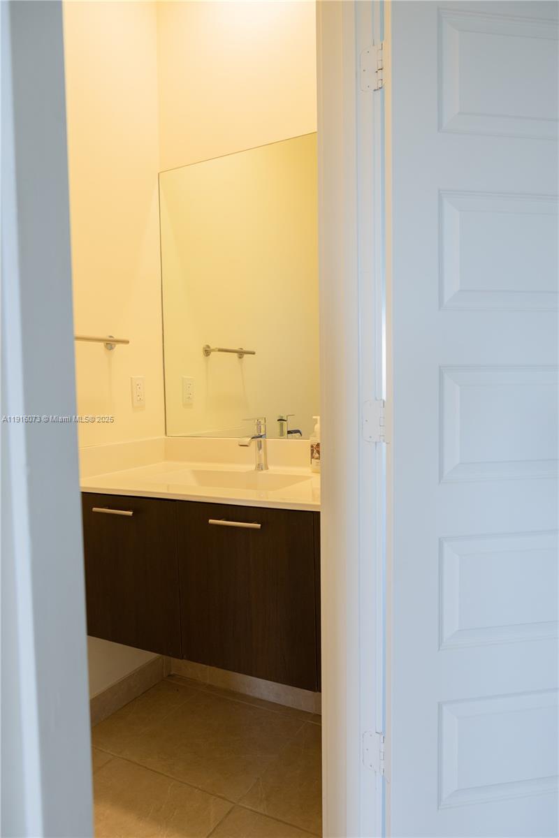 8039 NW 104th Ave # 33