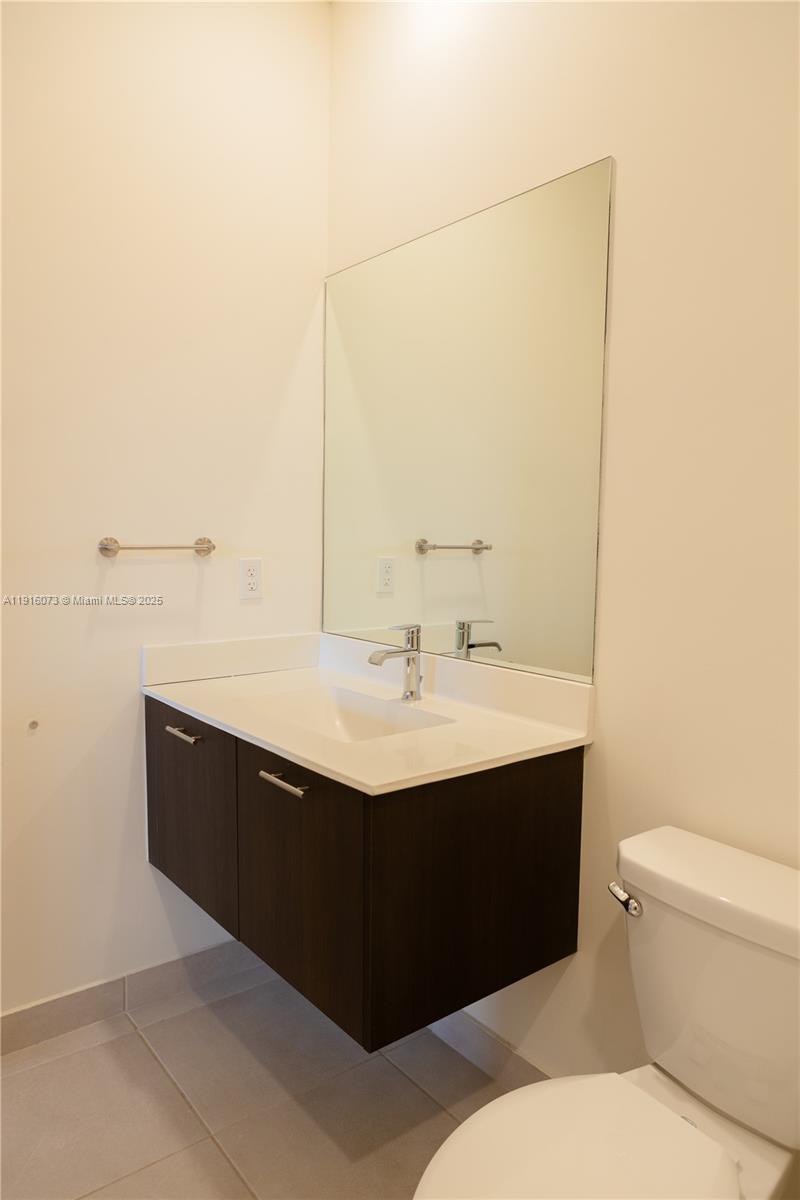 8039 NW 104th Ave # 33