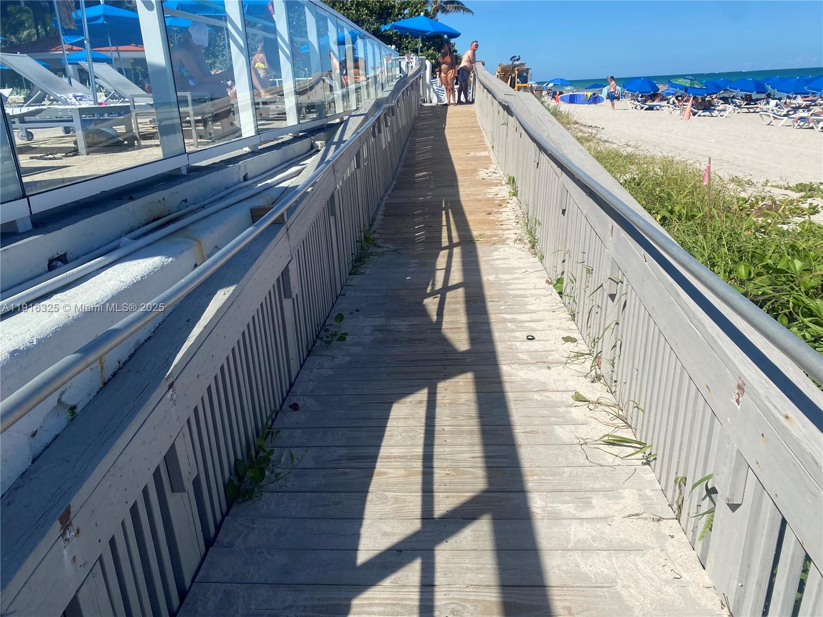 19201 Collins Ave # 733