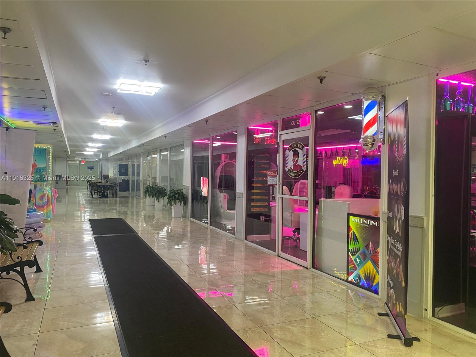 19201 Collins Ave # 733