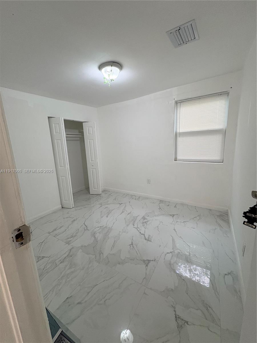 1560 NW 25th Ave # 3