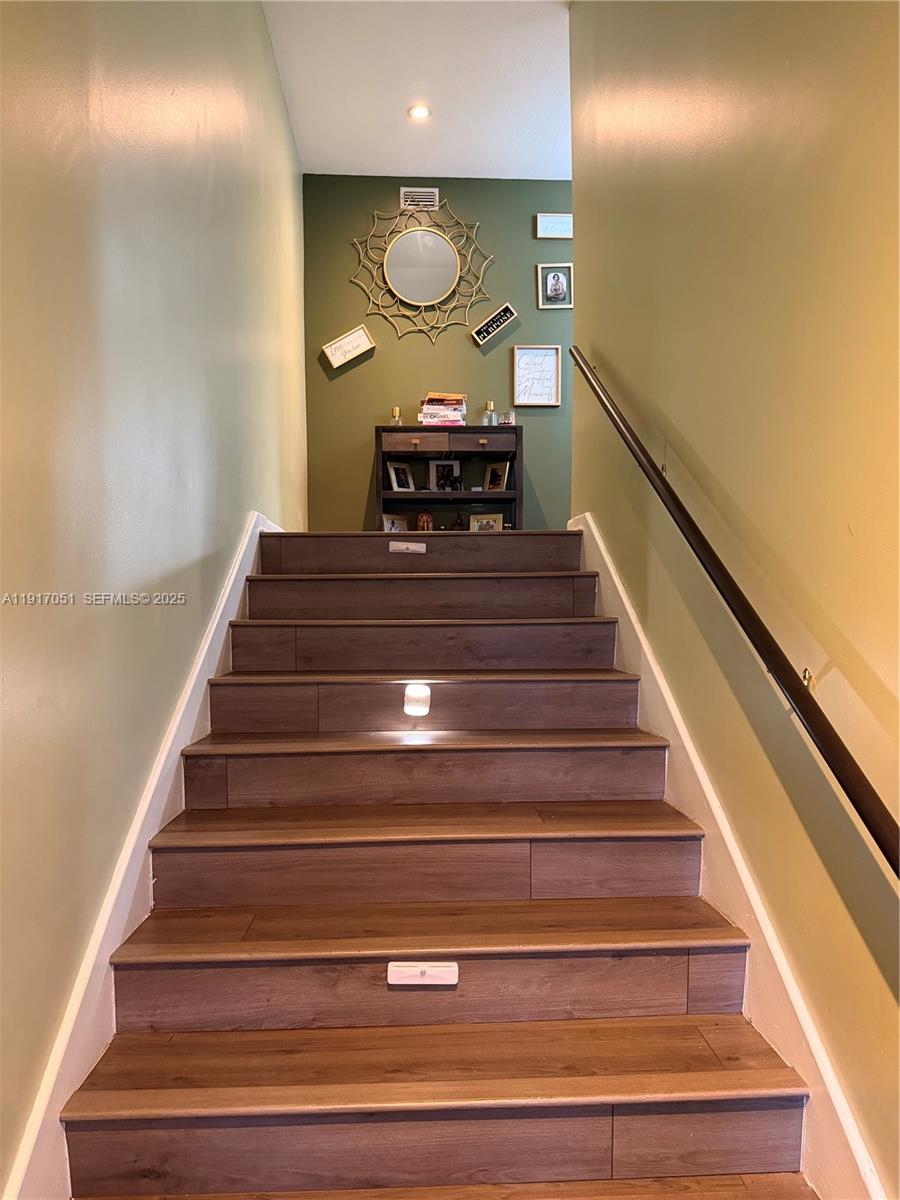 2644 SE 19th Ct # D Unit: 203-D