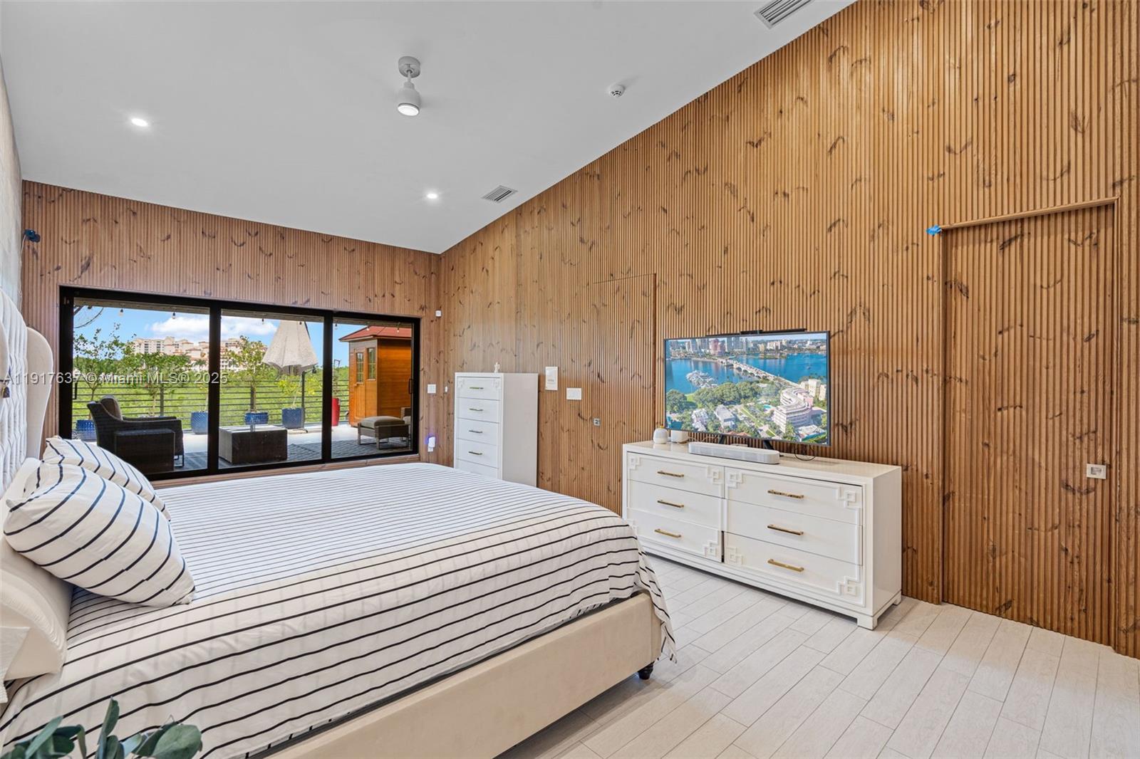 6124 Paradise Point Dr # 6124