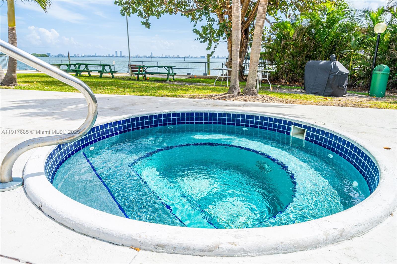 880 NE 69th St # 10R