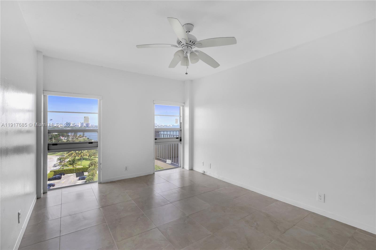 880 NE 69th St # 10R