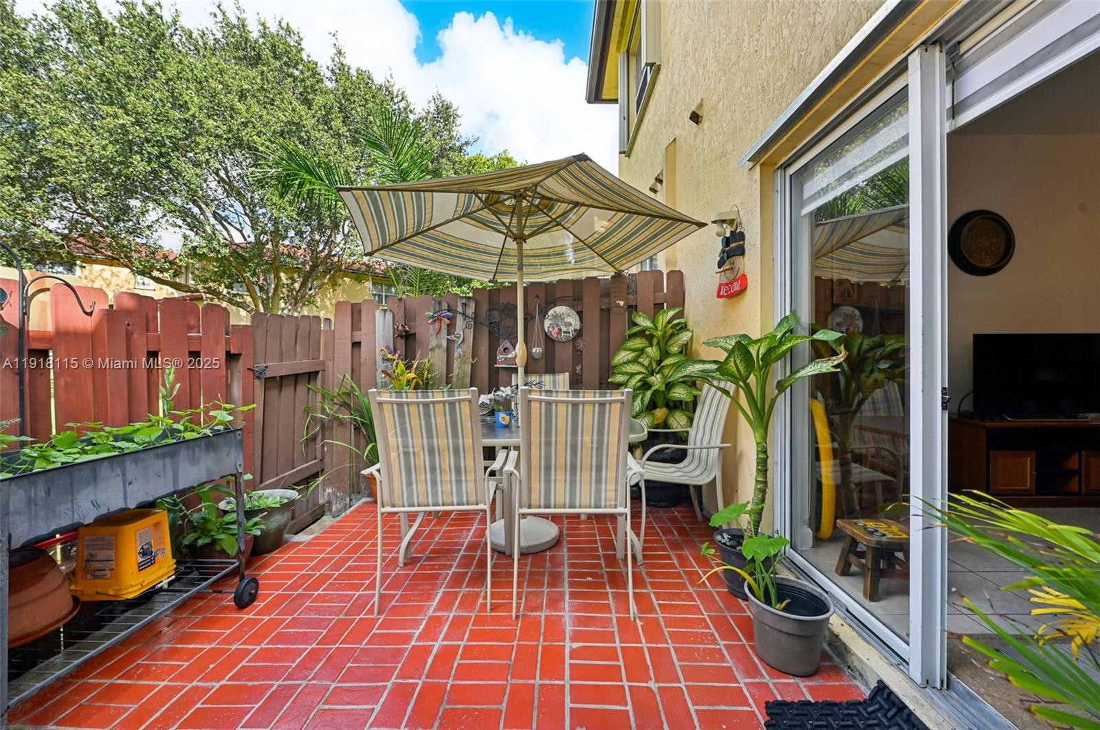 1490 NE 33rd Rd # 18 Unit: 104-18