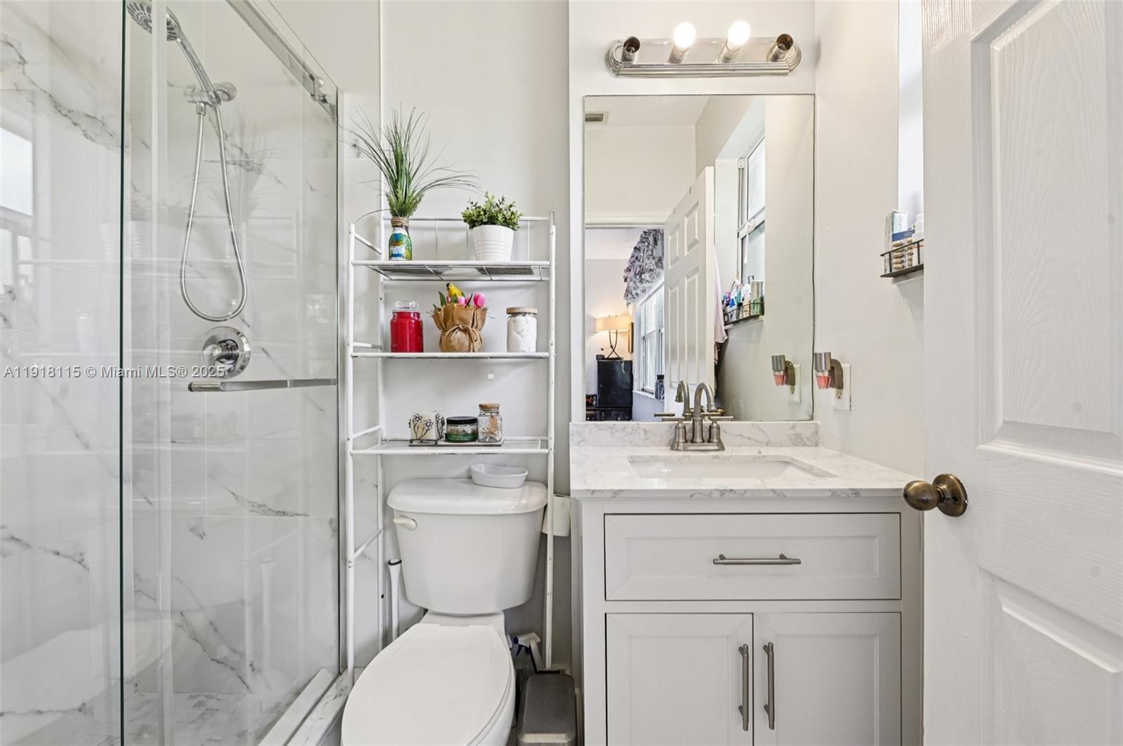 1490 NE 33rd Rd # 18 Unit: 104-18