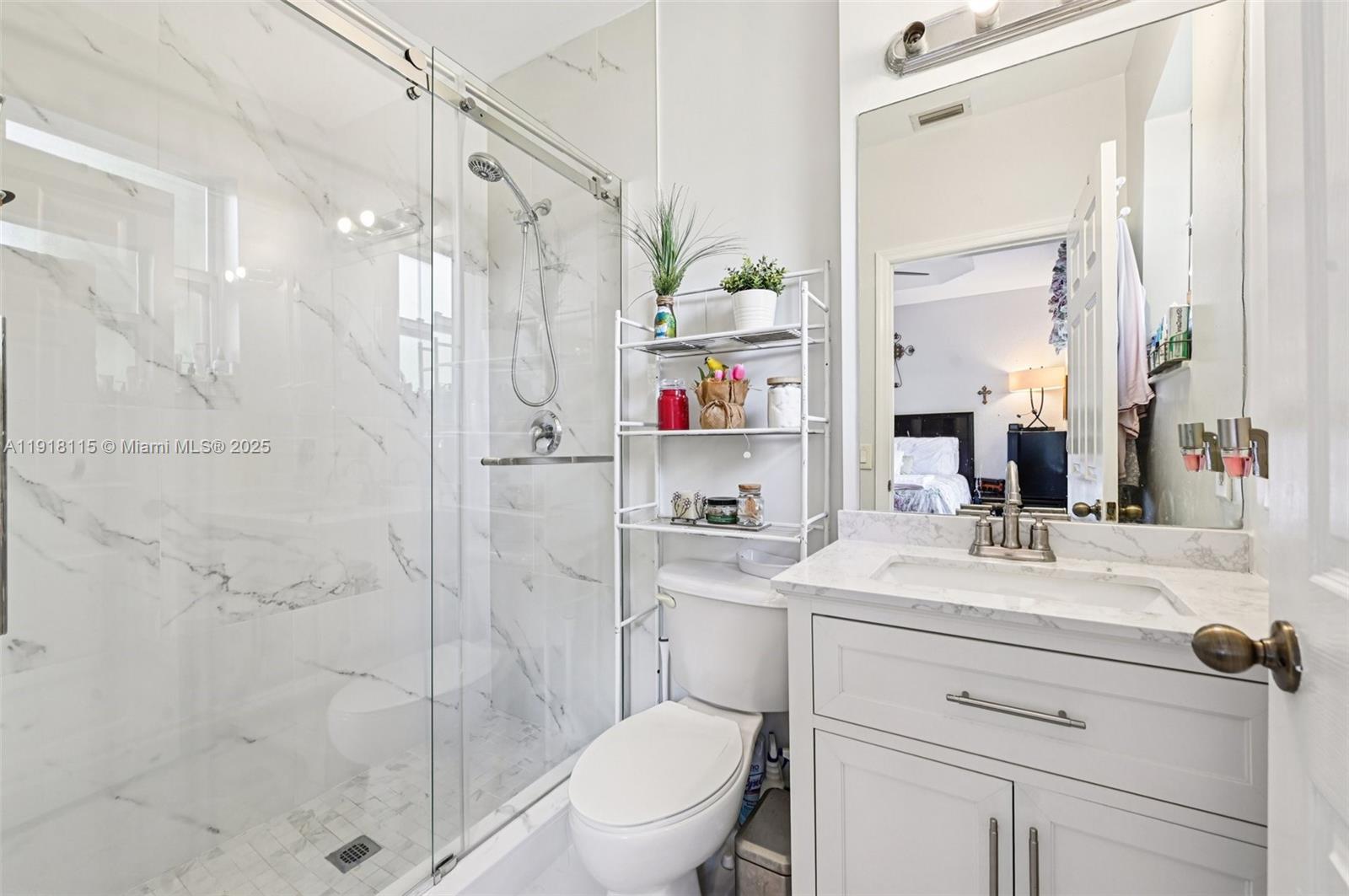 1490 NE 33rd Rd # 18 Unit: 104-18