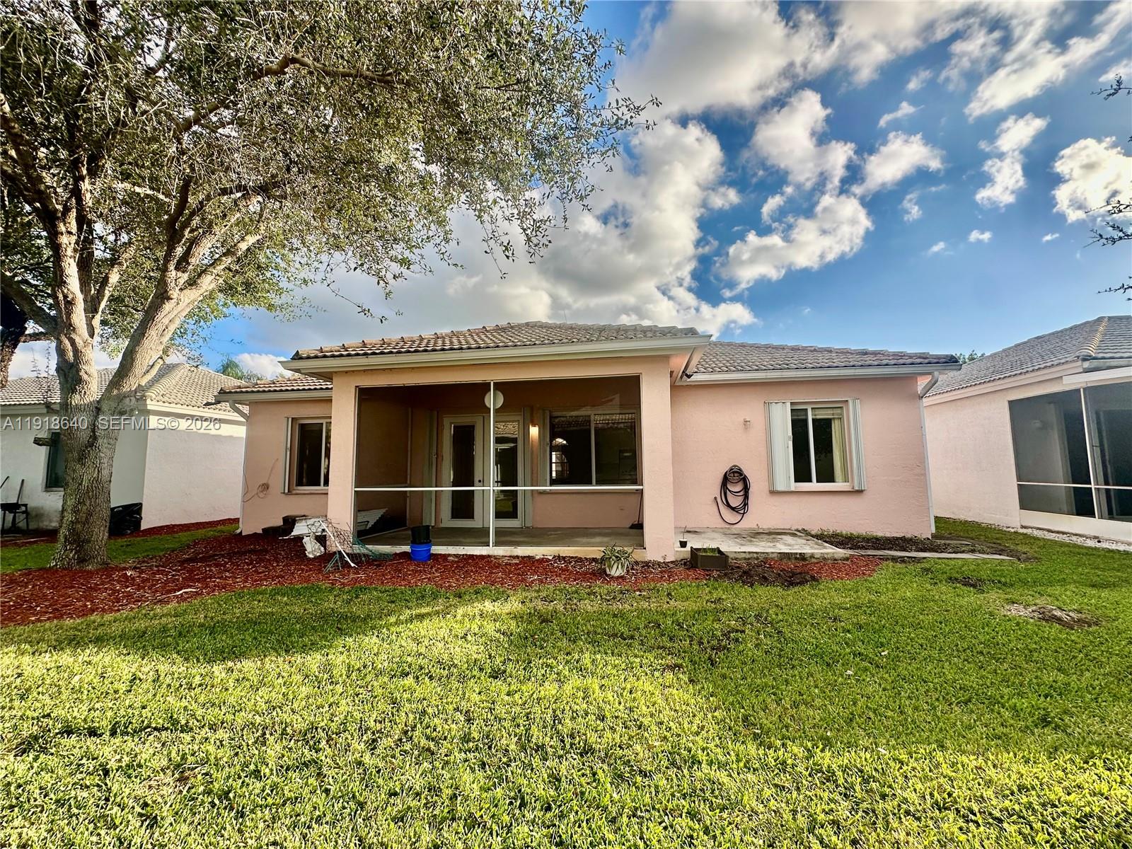 2635 SE 5th Ct