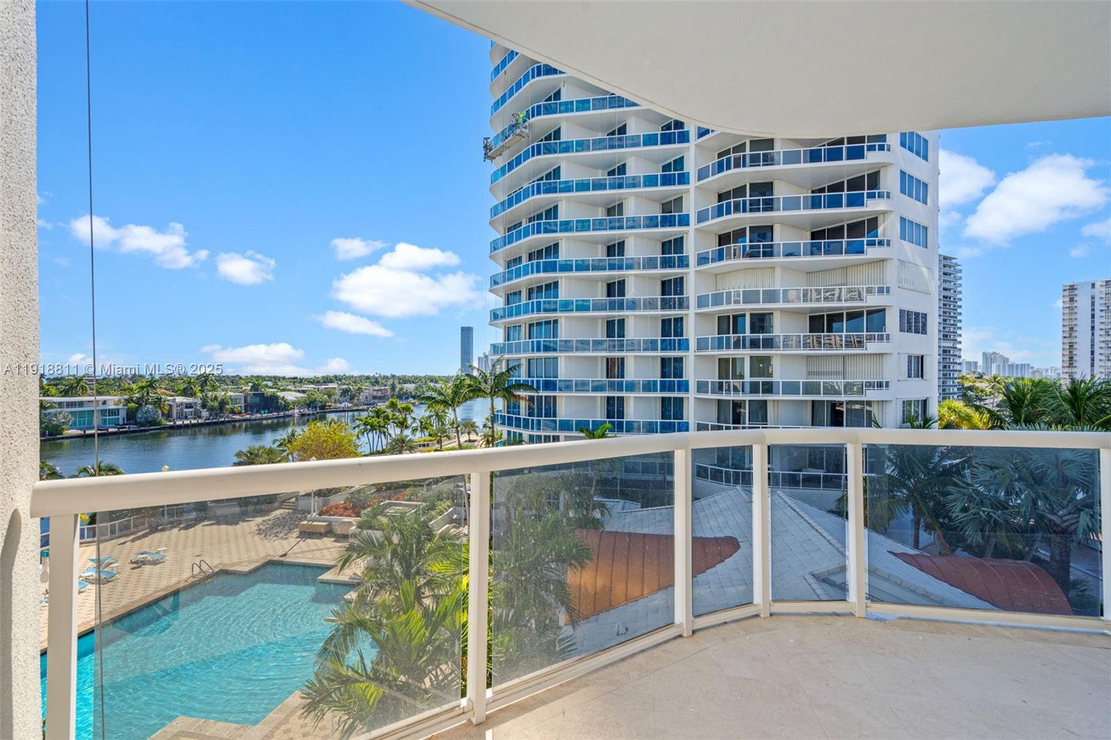 3801 NE 207th St Unit: 26BN