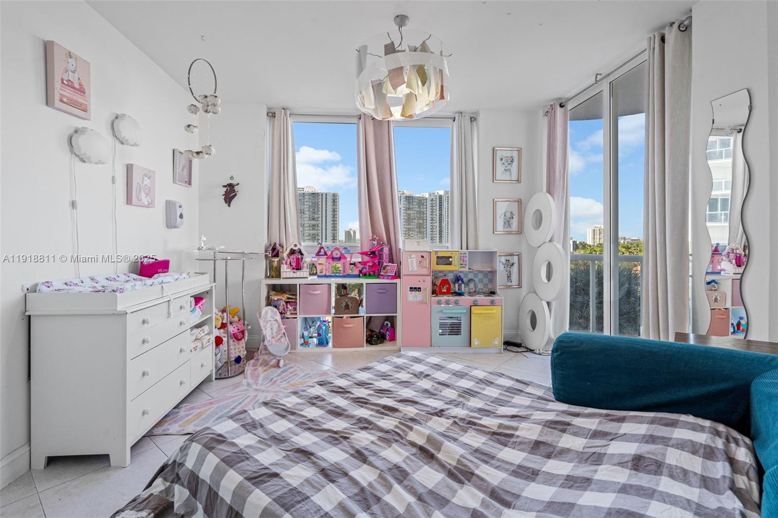 3801 NE 207th St Unit: 26BN