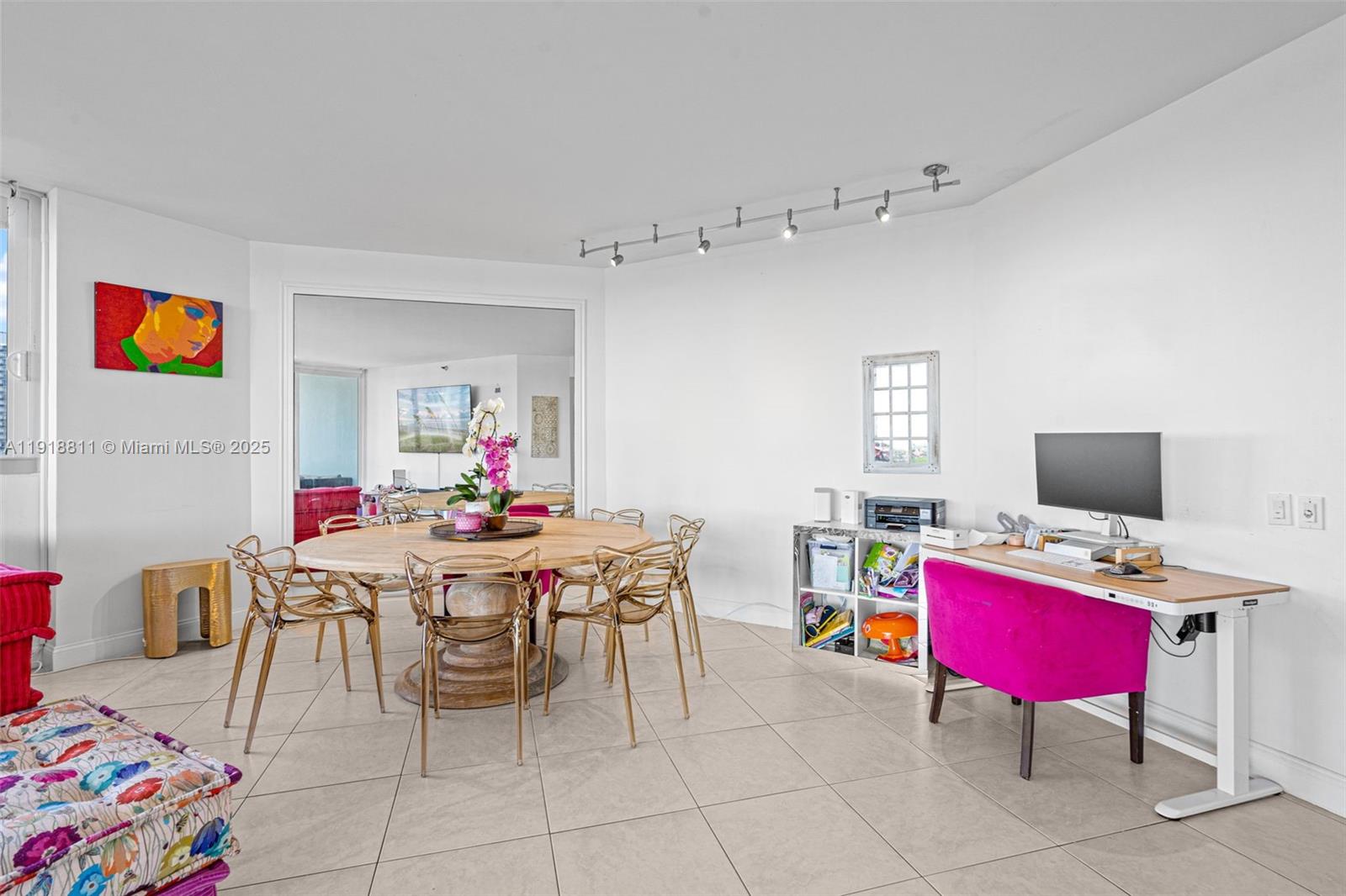 3801 NE 207th St Unit: 26BN