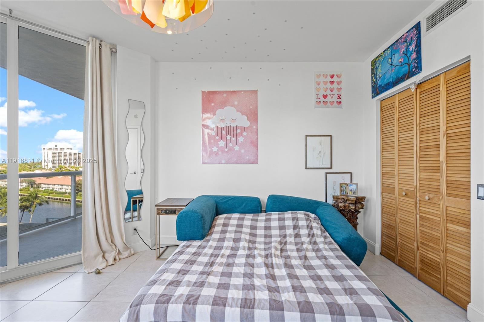 3801 NE 207th St Unit: 26BN